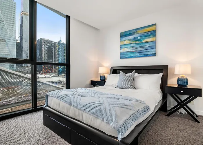 Rooftop Pool 2Br Apartment At Marvel Stadium With Free Parking